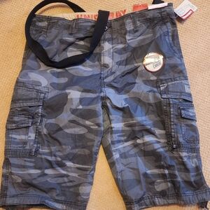 Zara Men's Blue Camouflage Cargo Shorts